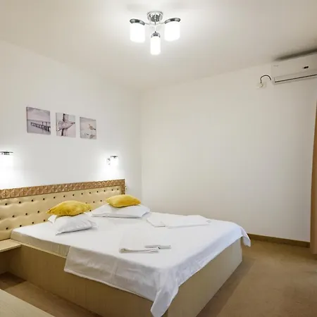 Hotel Salos