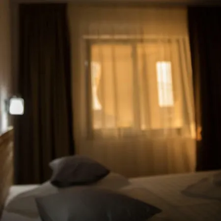 Hotel Salos 3*